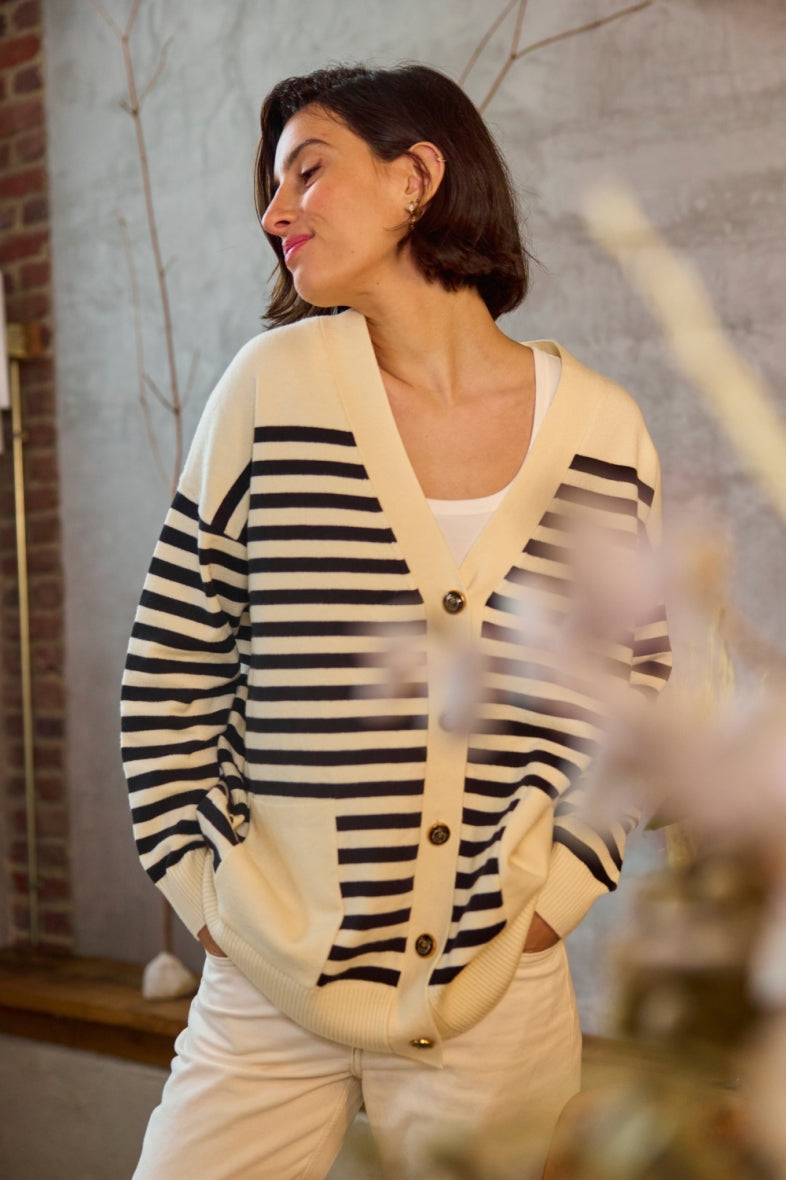 Luxurious Black and cream stripped relaxed fit button down cardigan with pockets